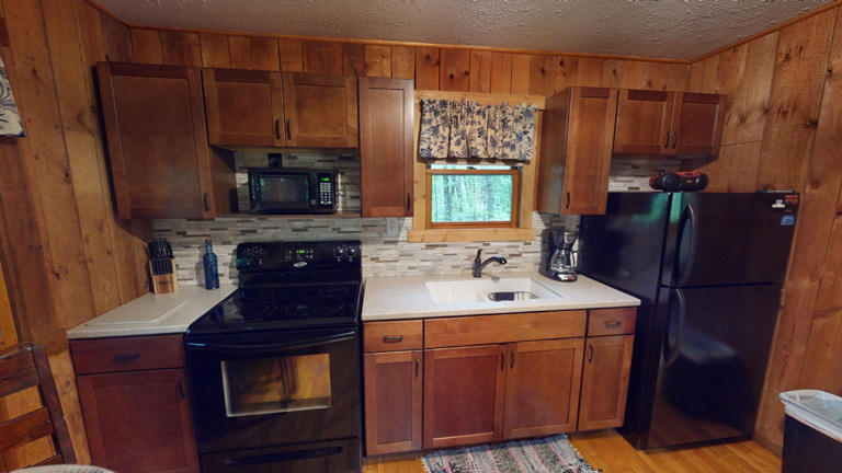 hocking hills cabins anniversary