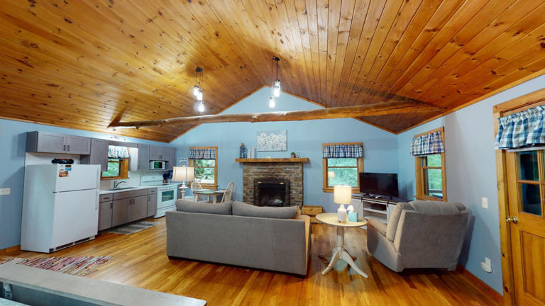 happiness is cabin hocking hills