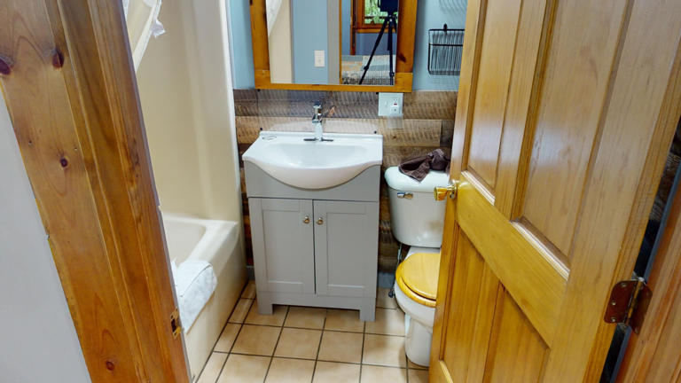 happiness is cabin hocking hills