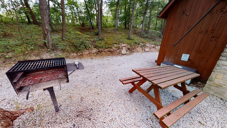 hocking hills cabins honeymoon charcoal grill