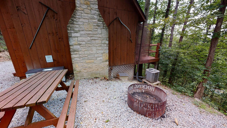 hocking hills cabins honeymoon firepit