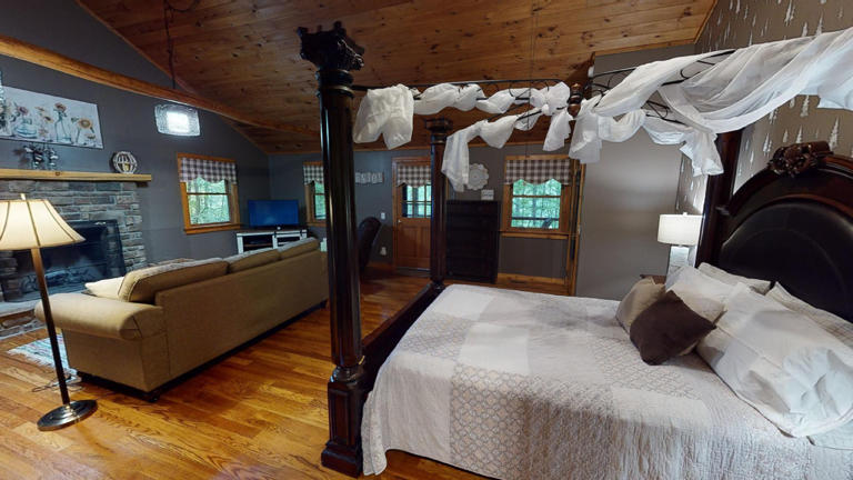 hocking hills cabins nestled away bed